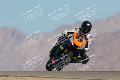 media/Oct-01-2023-SoCal Trackdays (Sun) [[4c570cc352]]/Turn 9 Set 1 (950am)/